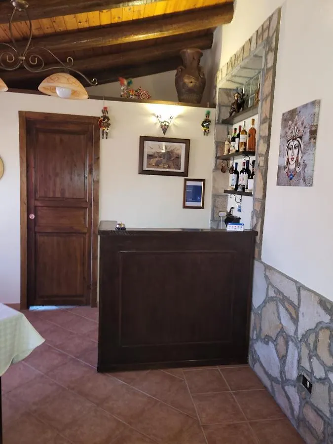 Villa enza Cinisi 0*,  Italia