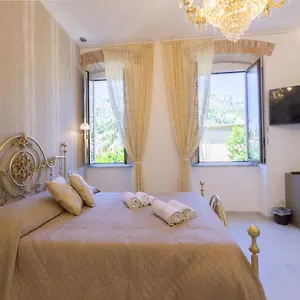 https://villa-valverde-bb-taormina.taorminaitalyhotels.com