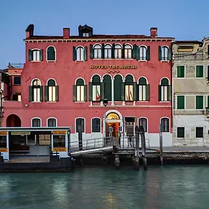 Tre Archi 3*, Venice Italy