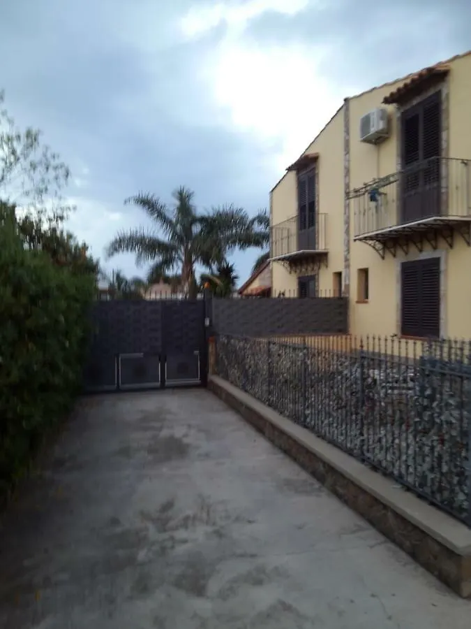 Villa Enza Cinisi Italië